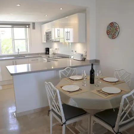 Las Fuentes, Apartment *