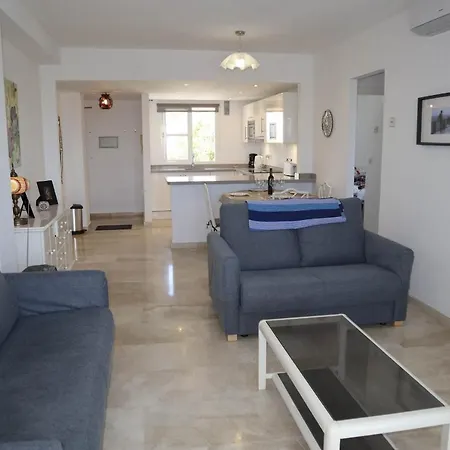 Las Fuentes, Apartment *